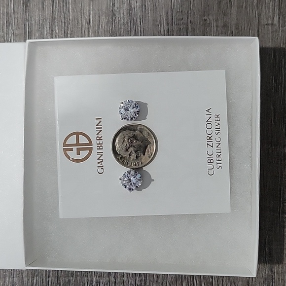 Giani Bernini 8mm Cubic Zirconia Round Stud Earrings - Picture 10 of 10